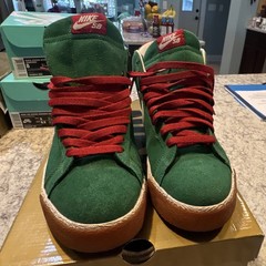 Nike SB Zoom Blazer Mid Suede High-Top Skate Shoes Pine Green US 8 D Medium