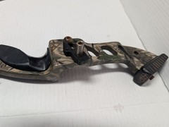 Spyder Compound Bow Riser With 2 Limbs Camo Hunting Parts Preowned Fair