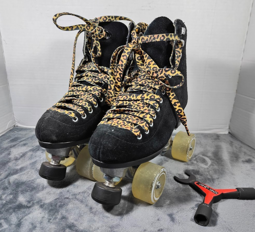 Moxi Panther Black Suede Quad Roller Skates Leopard Clear Wheels W/ Wrench