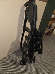 Tenpoint TRX 26 with custom arrows, and broadheads