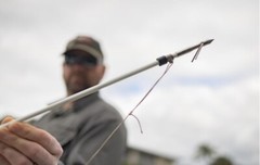 Umarex AirJavelin FishR PCP Bowfishing Airgun & 2 Fiberglass Pro-Point Arrows
