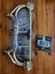 AccuBow 1.0 RealTree Edge Archery Trainer – First Gen NIB Sealed + Phone Mount
