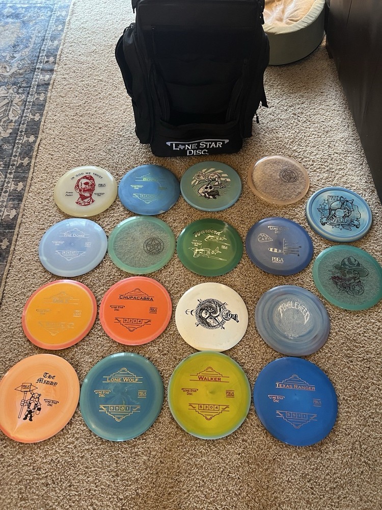 Disc Golf Bag and 18 Discs Lot