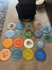 Disc Golf Bag and 18 Discs Lot