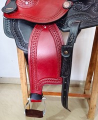Western Leather Saddle: Hand made Western Horse Saddle With Tack Set