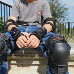 Eight Ball Kids' 8+ Pad Set 3pk – Black: Elbow, Knee, Wrist Protection