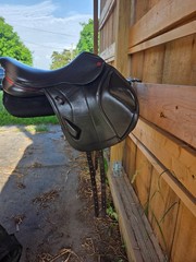 kent & masters Monoflap Saddle 17 wool flocked- Changeable gullet