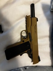 SIG Sauer 1911 Emperor Scorpion CO2 Airgun BB – AIR-1911ES-BB