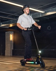 Folding Electric Scooter Adults 800W Commuting E-Scooter with APP Max.25MPH 10Ah
