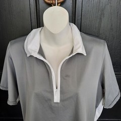 KERRITS XL Short Sleeve Zip Neck Riding Top Gray & White Colorblock
