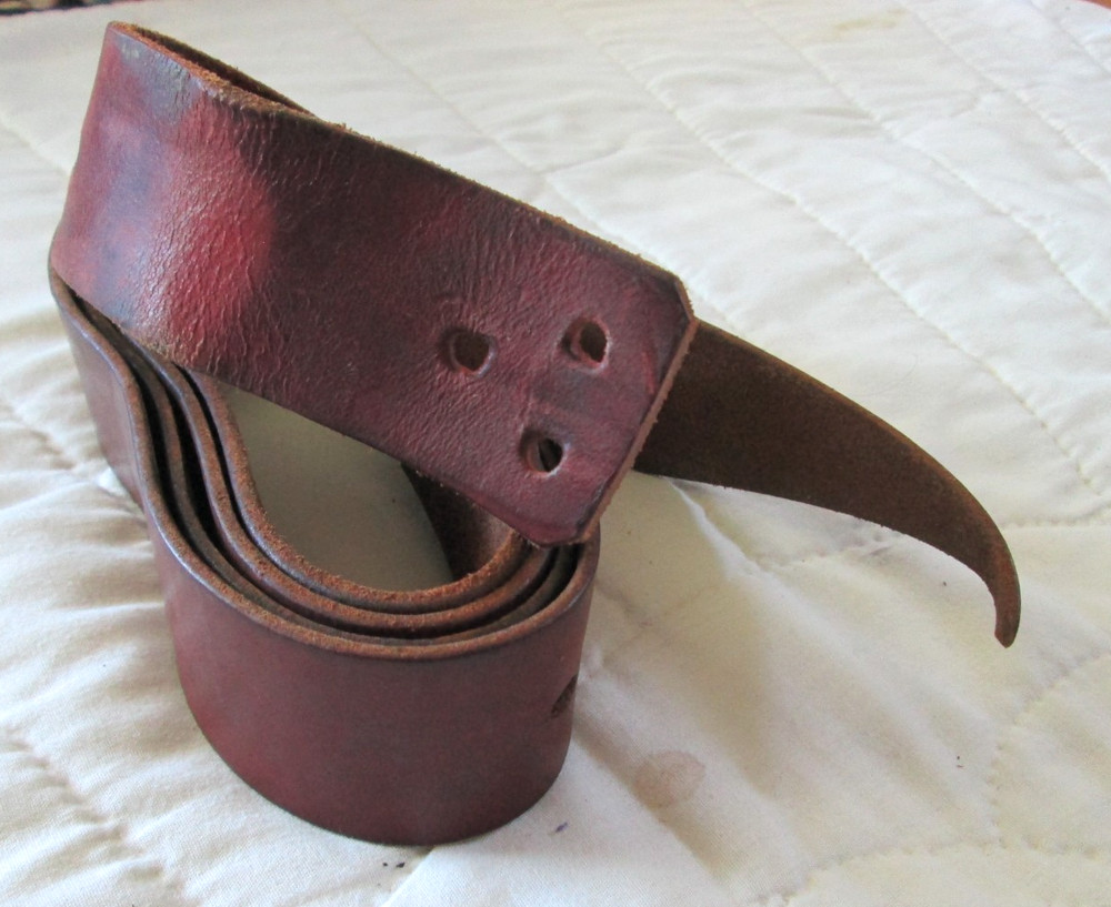 6′ BURGUNDY LEATHER LATIGO STRAP