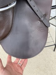 Courbette Alpina Brown Close Contact Jumping English Saddle 16.5