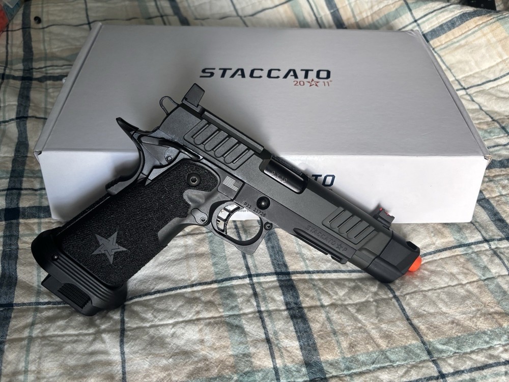 Staccato 2011 6mm Airsoft pistol