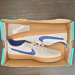 Nike SB Men’s White Blue Gum Sole Skateboarding Shoes US 9