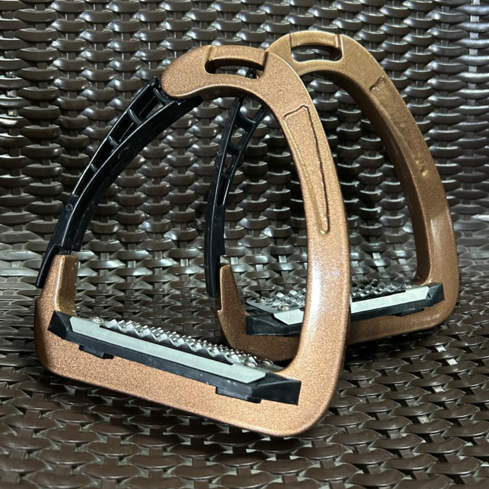 Lightweight Aluminum Horse Safety Stirrups | Quick Release Equestrian Riding
