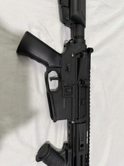 Krytac Full Metal Trident MK][-M CRB AEG With Red Dot And Accessories