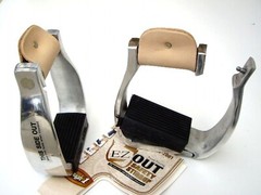 EZ Out Youth Safety Western Aluminum Stirrups – 2 1/2″ or 3″ Neck