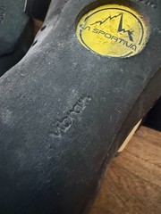 LA SPORTIVA Katana Hook & Loop Climbing Shoes EU 44 US 10.5 Vibram Yellow Black