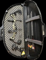 Bear Archery VAST Compound Bow 70lb RH Camo Trophy Ridge Sight With Case