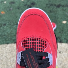 AJ 4 Retro Toro Bravo (2026) FQ8138-600 Men’s Shoes Size 7-14