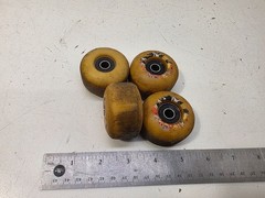 SKATEBOARD WHEELS UNKNOWN BRAND SET OF 4