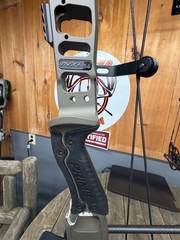 Prime RVX+ 34 Bow. Right Hand. 60-70lbs. Morel color. Brand New with warranty.