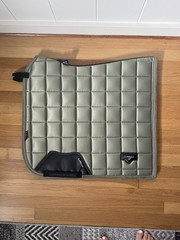 LeMieux Loire Dressage Pad + Bonnet Fern size Large