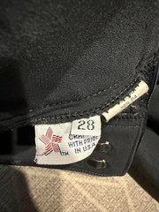 Tailored sportsman mid rise side zip 28
