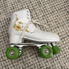 Gonex Size 8 Women’s Sunflower Skates
