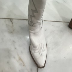 Dingo White Western Cowboy Boots US 8 Pointed Toe Pull-On Tall Shaft