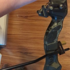 Bear Grizzly Bear Vintage Compound Bow 50# 30″ Right Hand Black Aluminum Archery