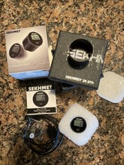 Sekhmet Digital Pressure Gauge 300 bar With Carbon Fiber Cover
