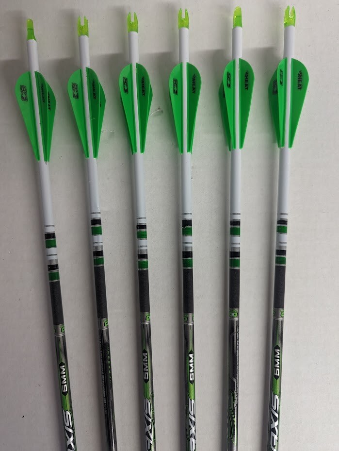 4 Fletch! Easton Axis 300 5mm Hunting Carbon Crested Arrows! Bohning Heat Vanes