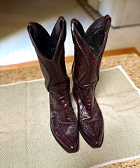 Dan Post Men’s Burgundy Leather Pull-On Western Cowboy Boots US 9