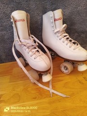 Ladies White Chicago 800 Series Roller Skates Roller Skates Size 9 April 2021