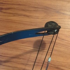 Bear Grizzly Bear Vintage Compound Bow 50# 30″ Right Hand Black Aluminum Archery