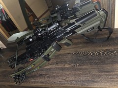 Tenpoint TRX 26 with custom arrows, and broadheads
