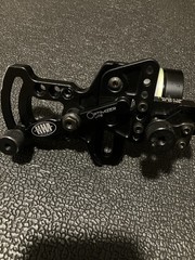 HHA Optimizer Lite Single Pin Bow Sight RH With Accessories