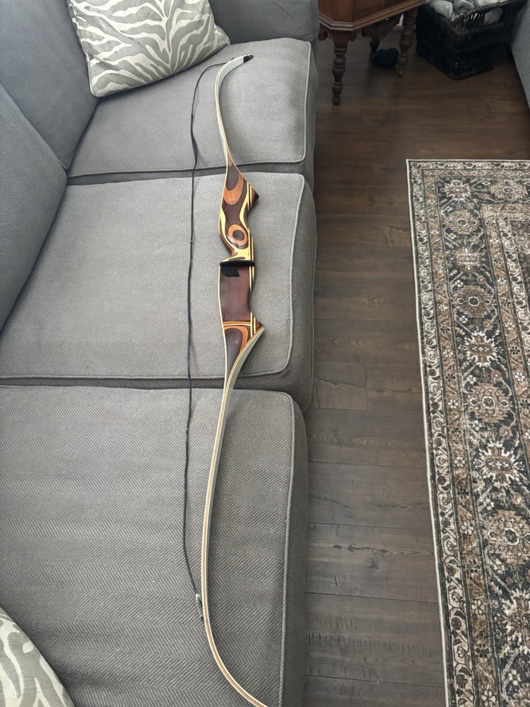 Ben Pearson Vintage Pinto Recurve Bow RH 63 Inch Length