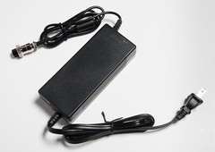 24V 3 amp High End DC Charger AV Plug f gel SLA AGM battery electric