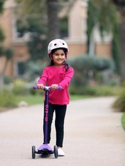 Micro Kickboard | Maxi Foldable LED Kids Scooter for Ages 5-12 | Purple