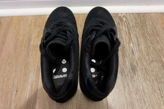 Gravis Arto Mid Black/Black Size 9 RARE