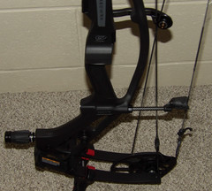 2025 Hoyt Carbon RX9 Bow -70 lb Limbs- Black Finish – RX-9 – Right Hd- Black Out