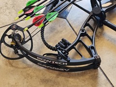 Bowtech Prodigy Rh 60 Lb 29″ Draw TACTIC CBE 3 Pin Bstinger Stabilizer W Sling