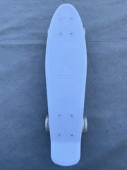 SWELL 22″ SKATEBOARD COMPLETE WHITE WASH GLOW In The Dark Light Up Wheels Video