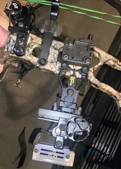 Bowtech btx 31, rh 70# 27-31 in draw, 350fps, brand new string and cable