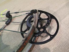 BEAR ARCHERY METHOD COMPOUND BOW RH 60LB/26.5-31″ W/CASE L@@K