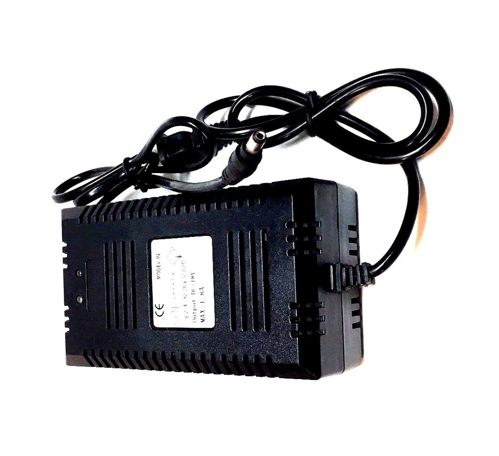 CARGADOR COAXIAL 24 VOLTIOS 1.5 / 1.8 AMP SCOOTER ELÉCTRICO CARGADOR DE PULSO LI