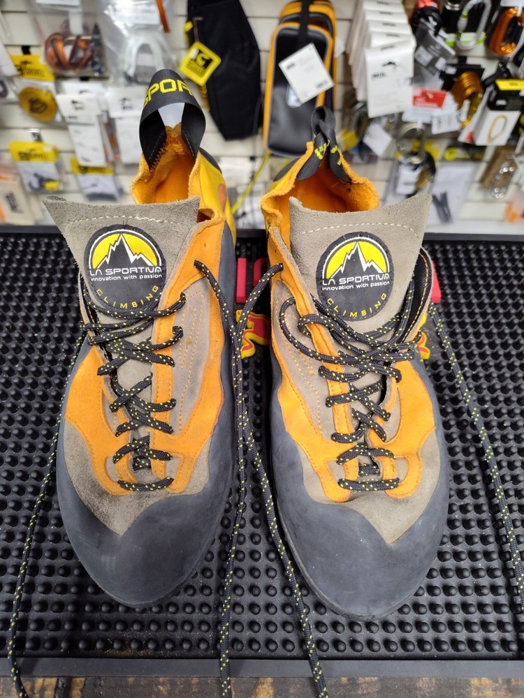 🧗 La Sportiva Finale Climbing Shoes Mens 12 / EU 45 – Vibram Sole Orange Black