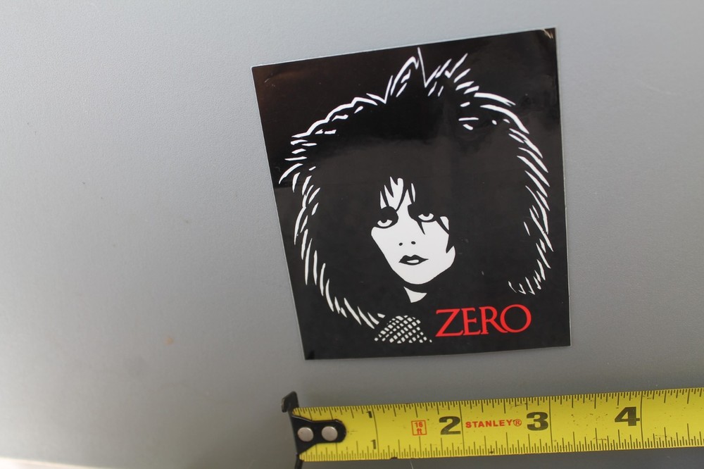 ZERO Skateboards Gothic Punk Souxie Banshees Z3A Vintage Skateboarding STICKER